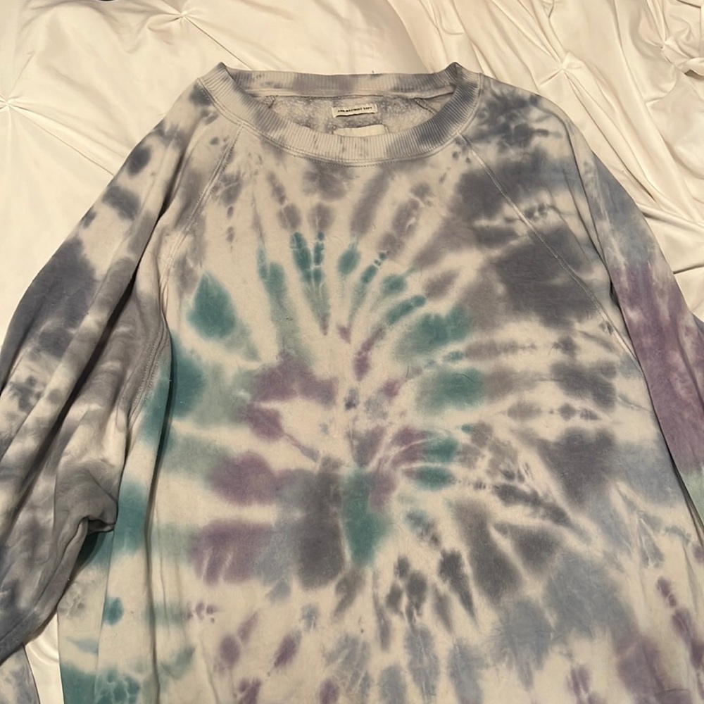 American Eagle women’s medium crew neck